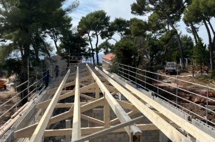 Pose de charpente traditionnelle sur la commune du pradet 